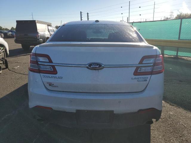 Ford Taurus Limited Image 4