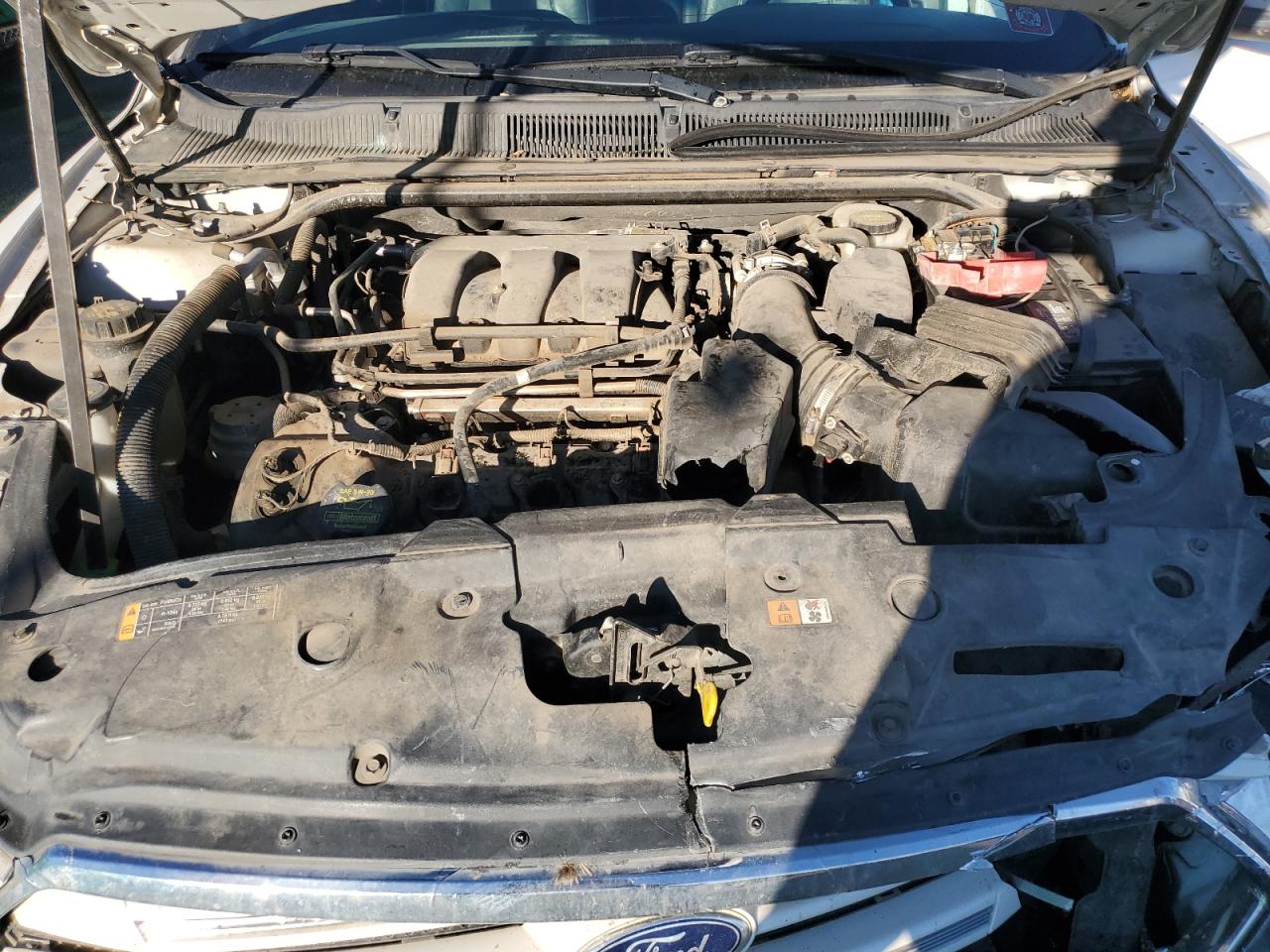 Ford Taurus Limited Image 8