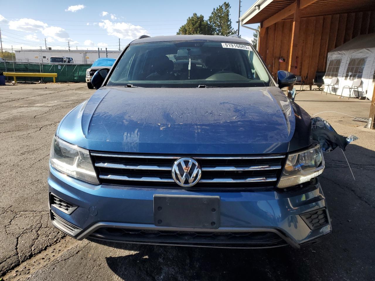 Volkswagen Tiguan S Image 6
