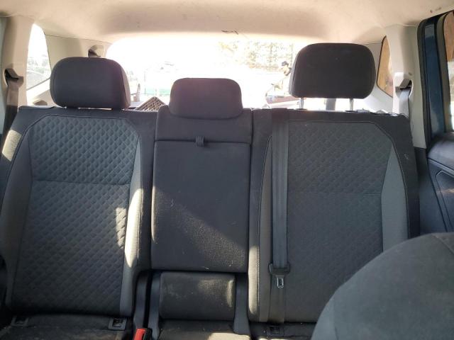 Volkswagen Tiguan S Image 8