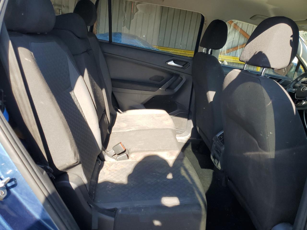 Volkswagen Tiguan S Image 13