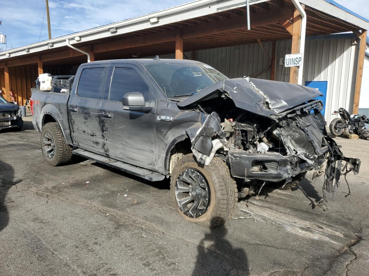 Ford F-150 Supercrew Image 2