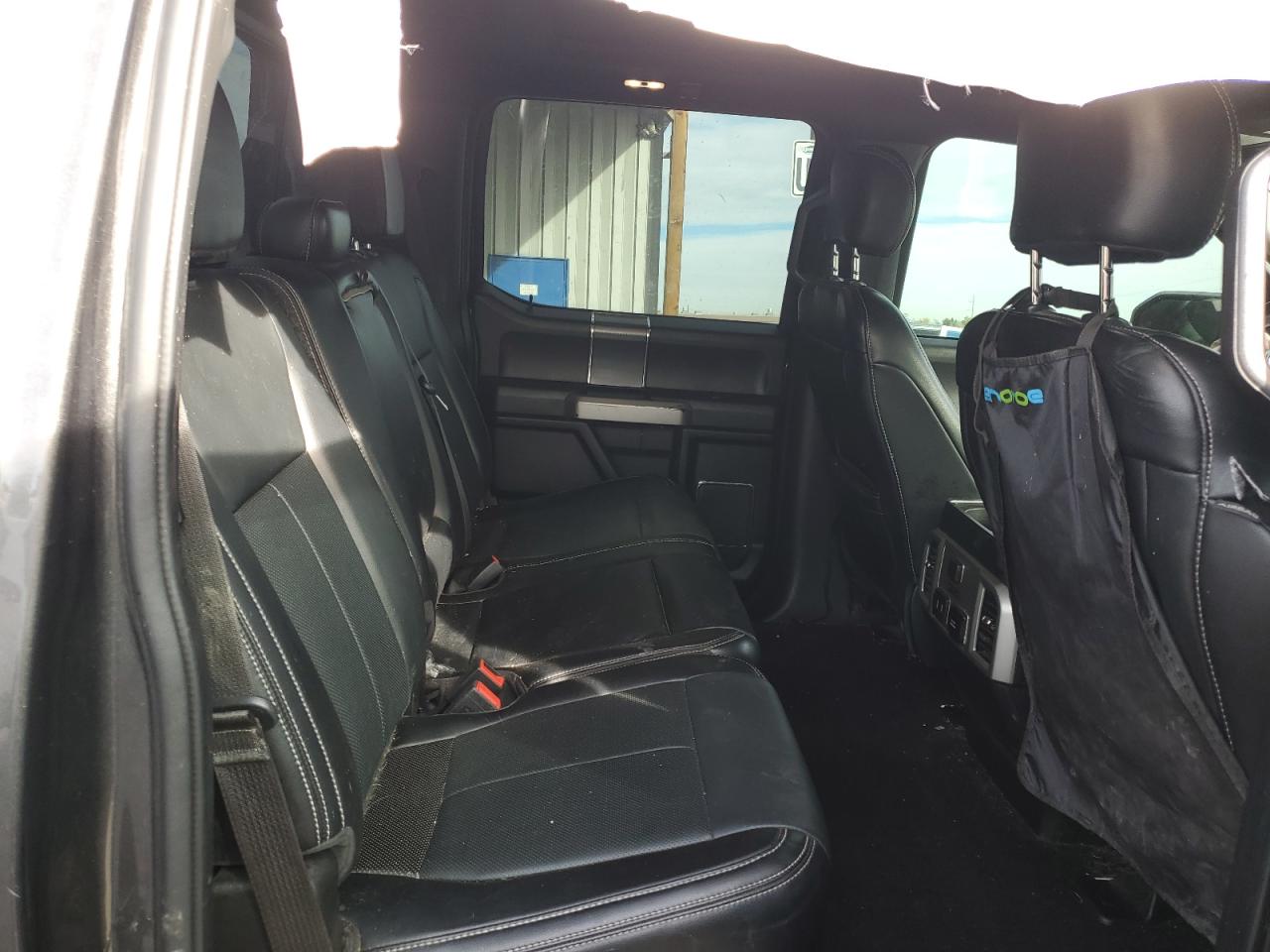 Ford F-150 Supercrew Image 8