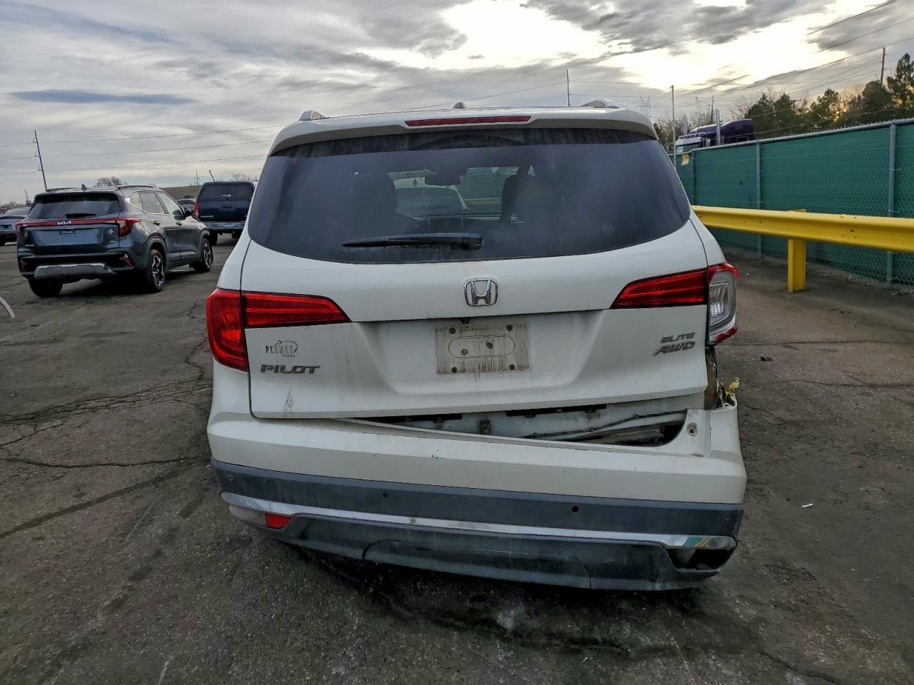 Honda Pilot Elite Image 9