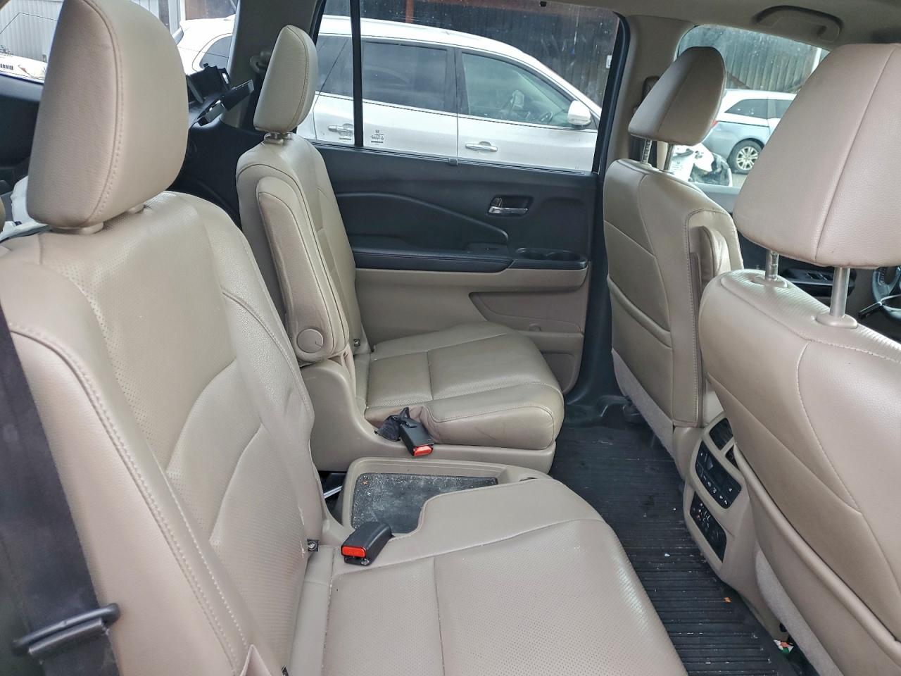 Honda Pilot Elite Image 12