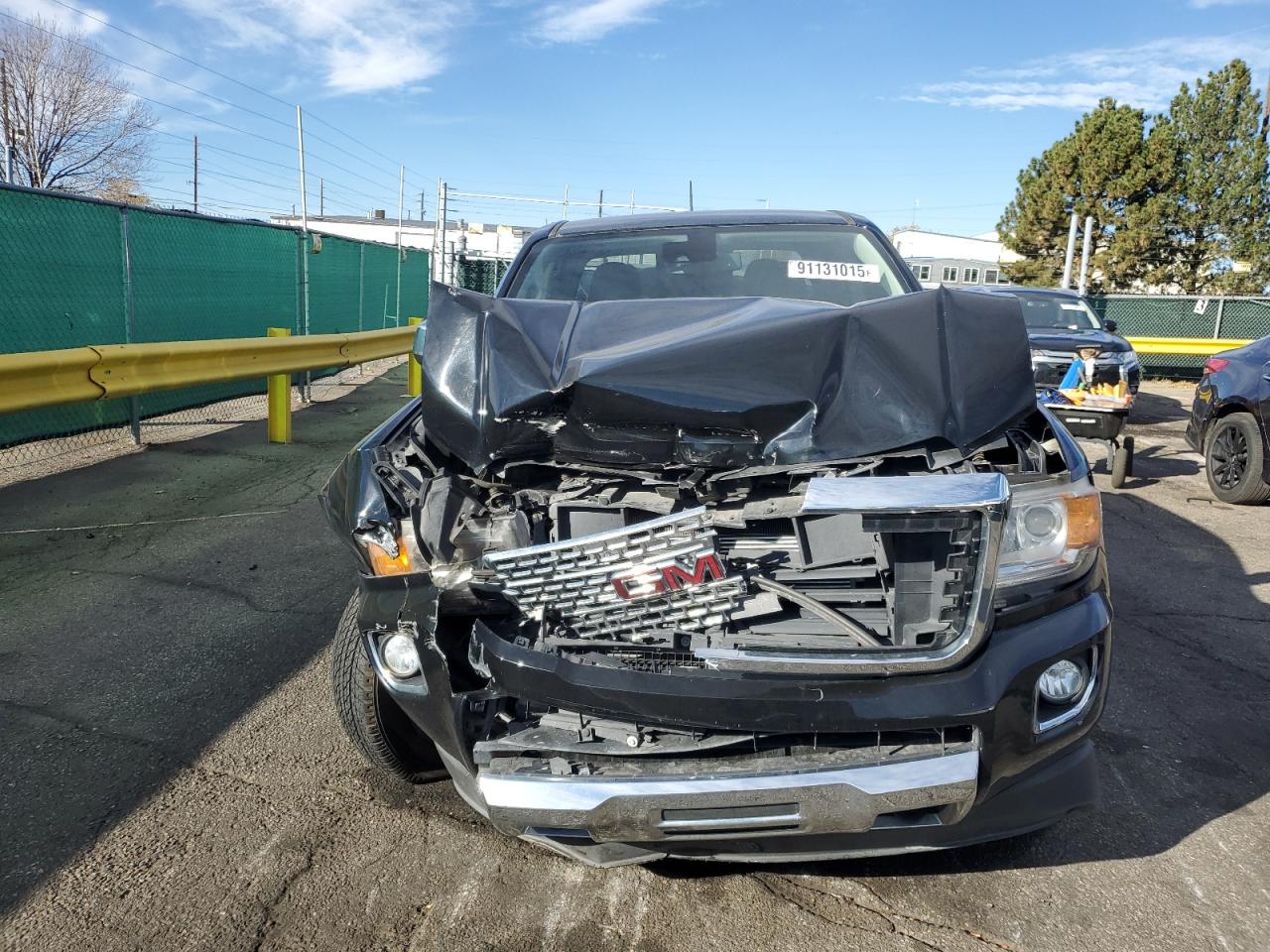 GMC Canyon Denali Image 7