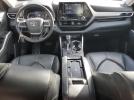 Toyota Highlander Xle Image 8