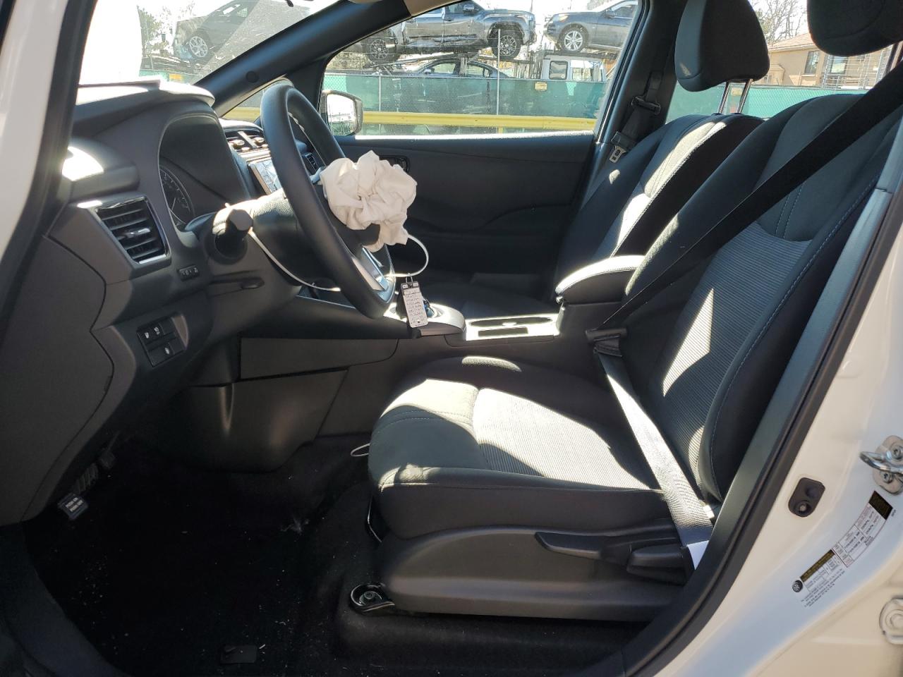 Nissan LEAF S Image 6