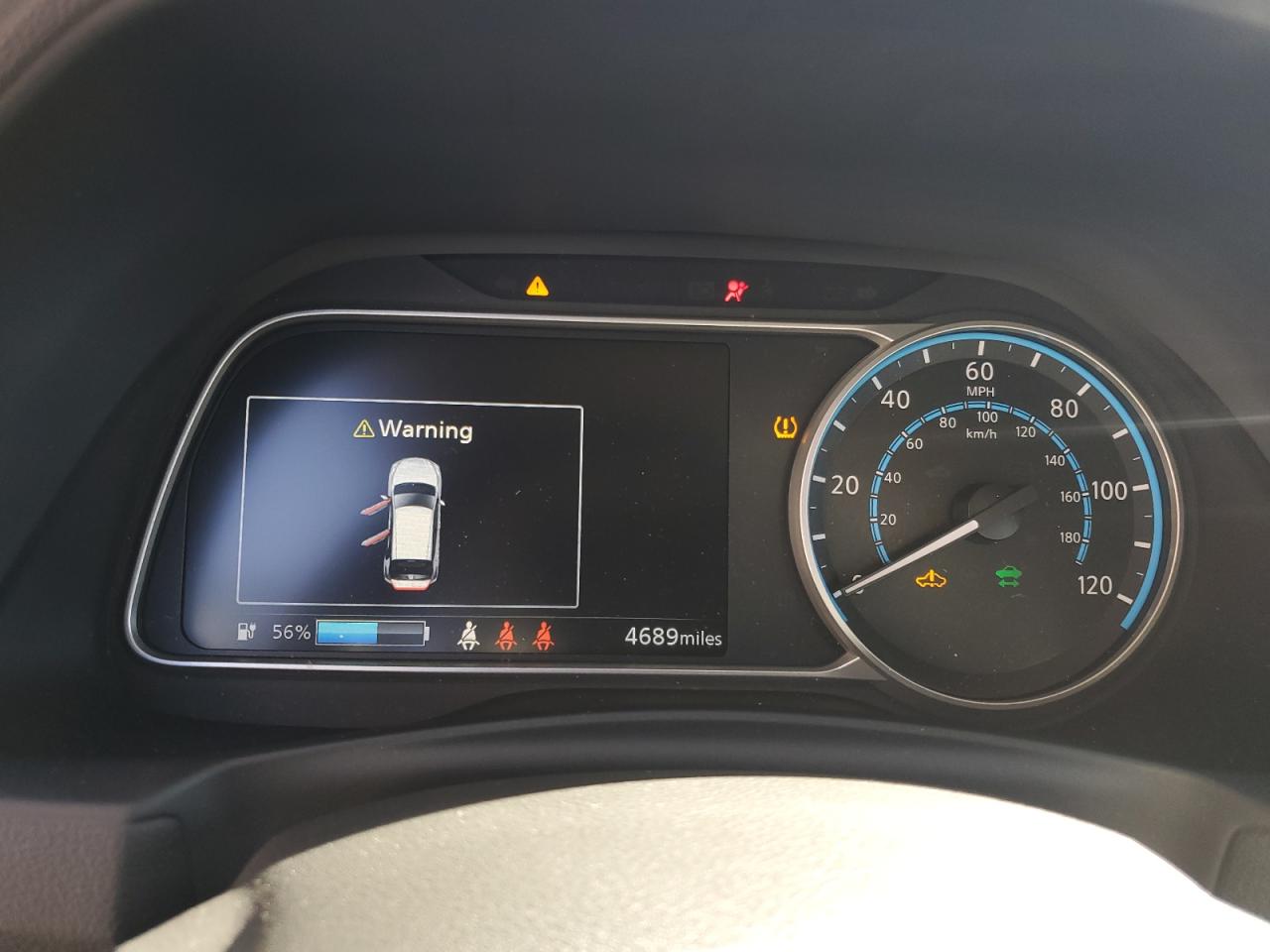 Nissan LEAF S Image 8