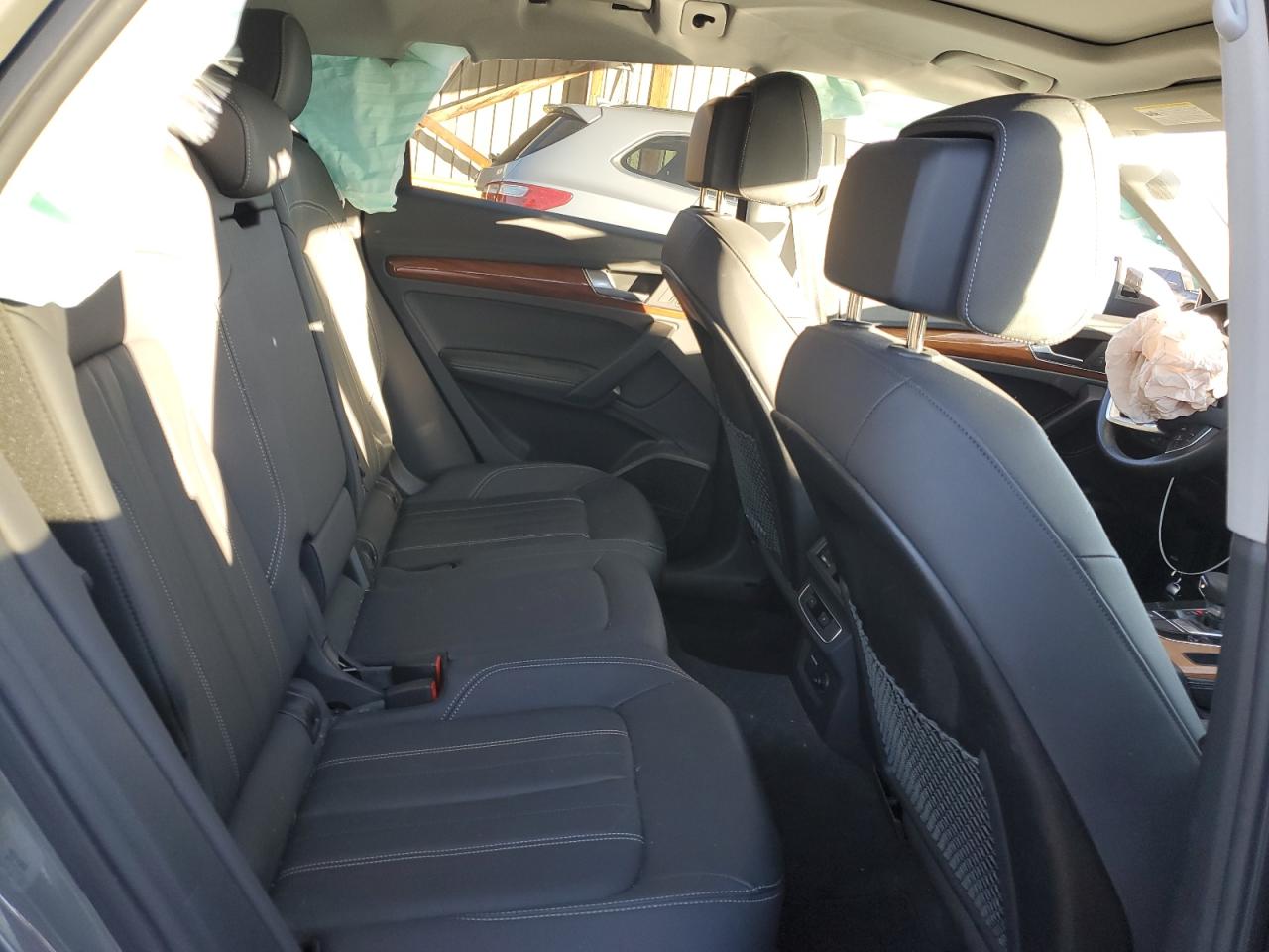 Audi Q5 Premium Plus 45 Image 9