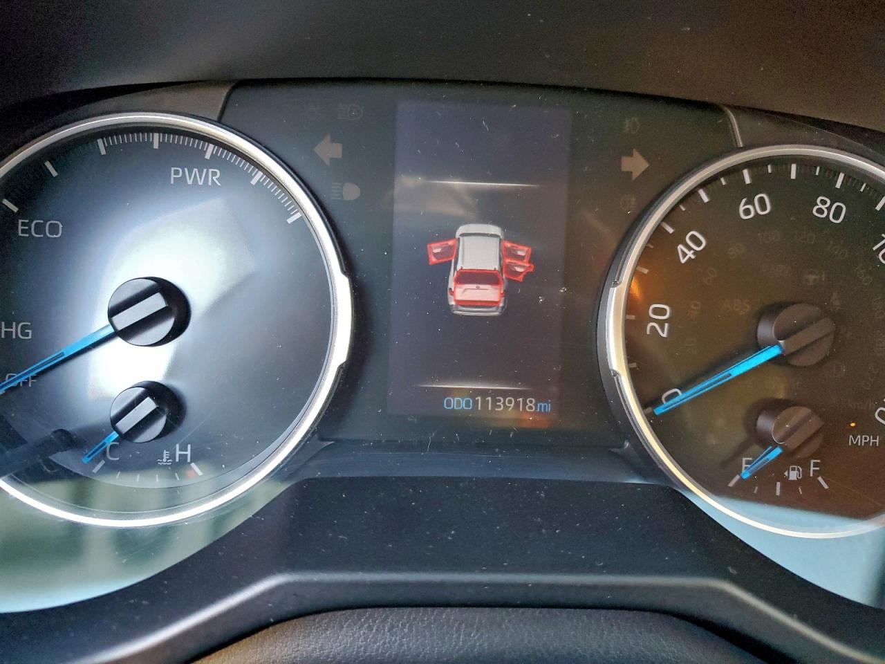 Toyota RAV4 Le Image 5