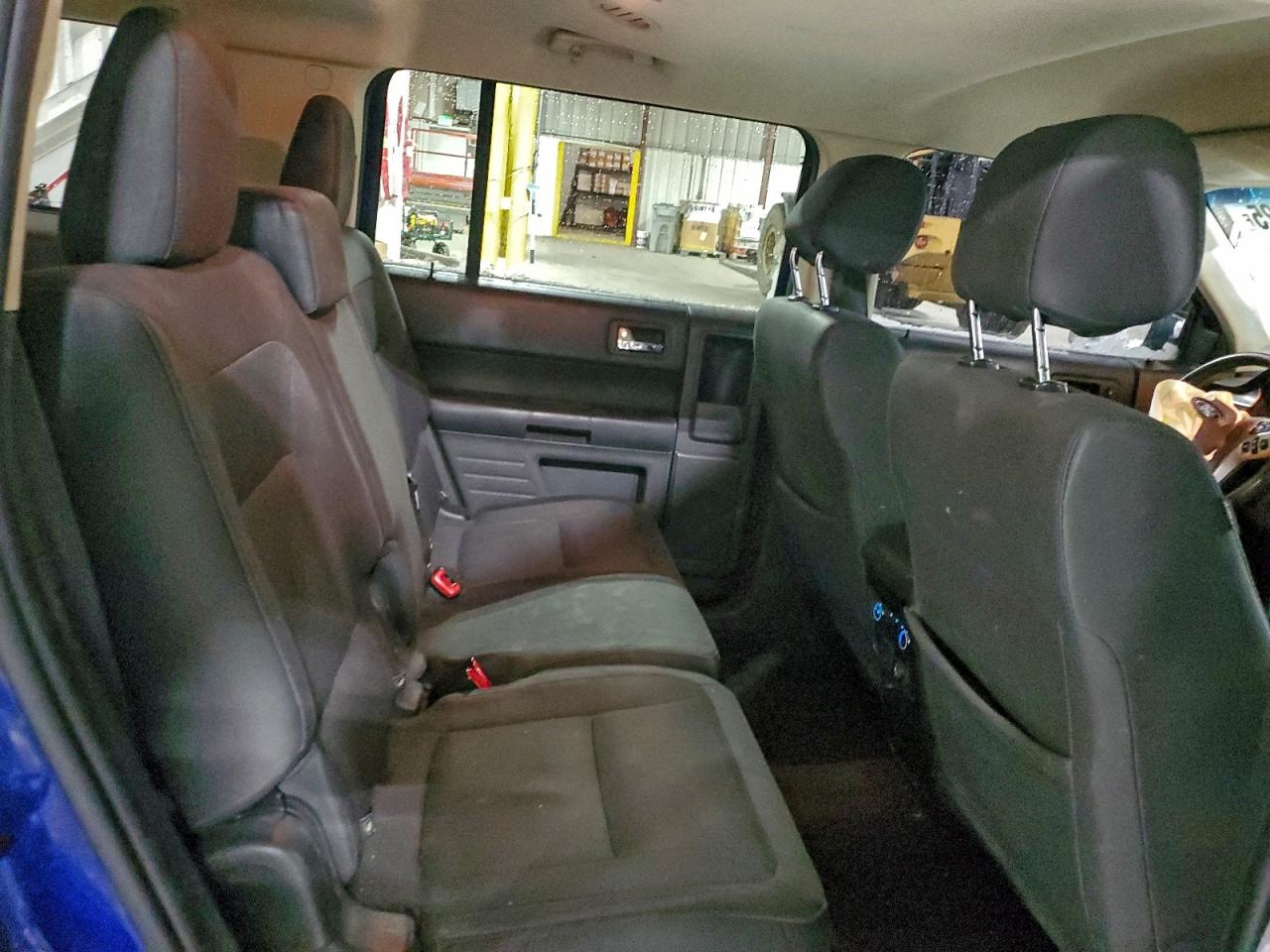 Ford Flex Se Image 11