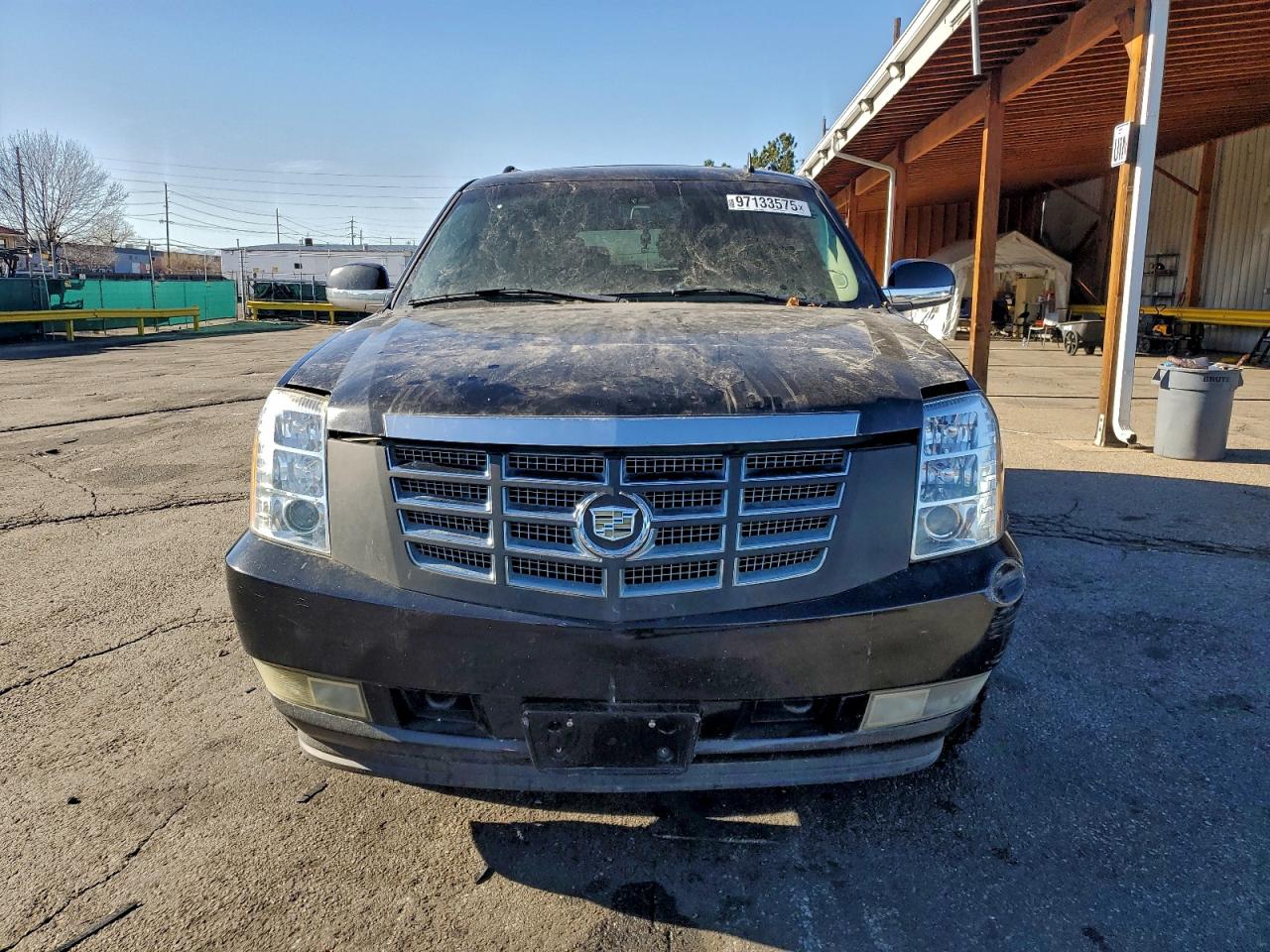 Cadillac Escalade Esv Image 8