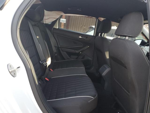 Volkswagen Jetta Sport Image 9