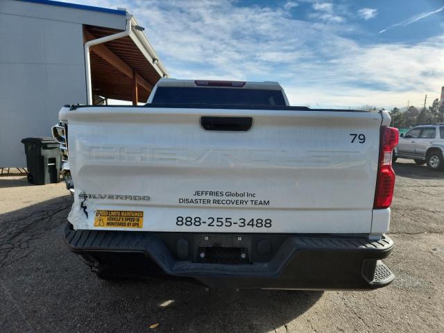 Chevrolet Silverado K1500 Image 11