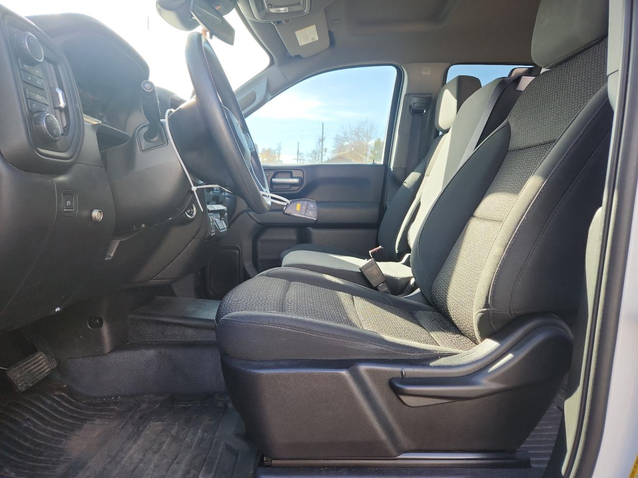 Chevrolet Silverado K1500 Image 5