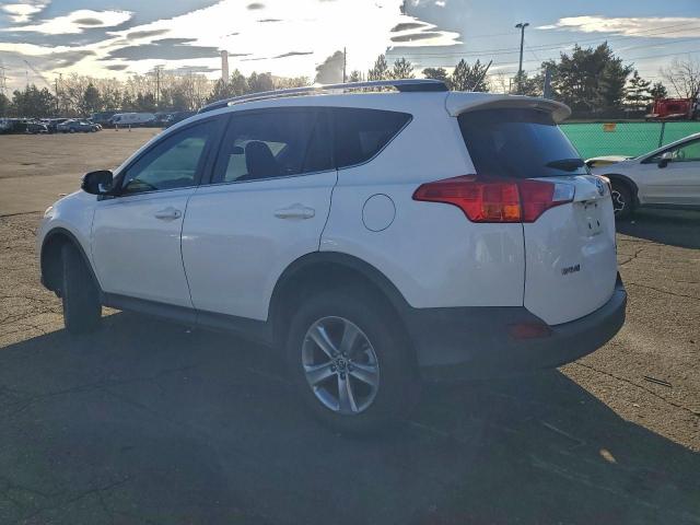 Toyota RAV4 Xle Image 2