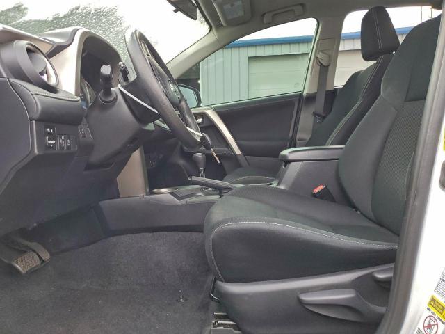 Toyota RAV4 Xle Image 3