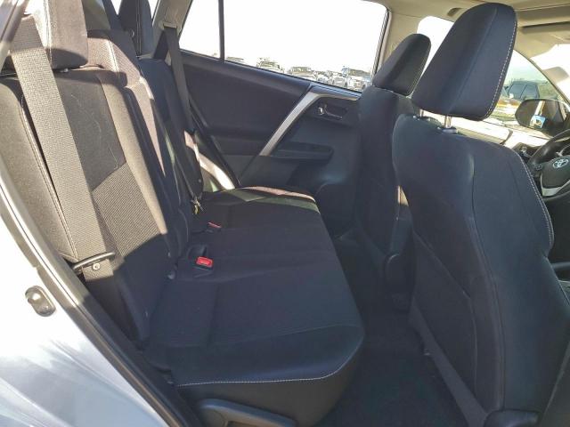 Toyota RAV4 Xle Image 11