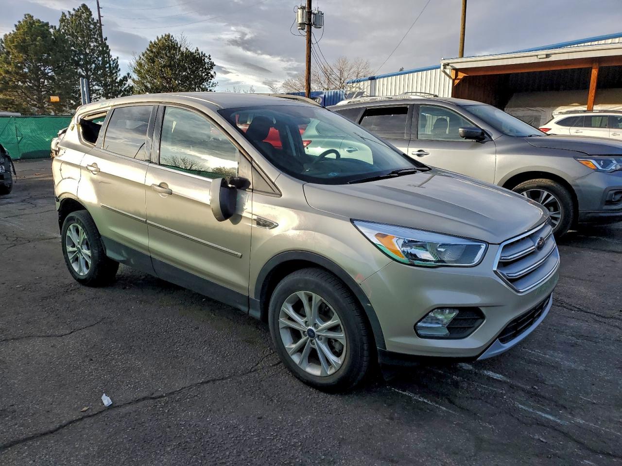 Ford Escape Se Image 11