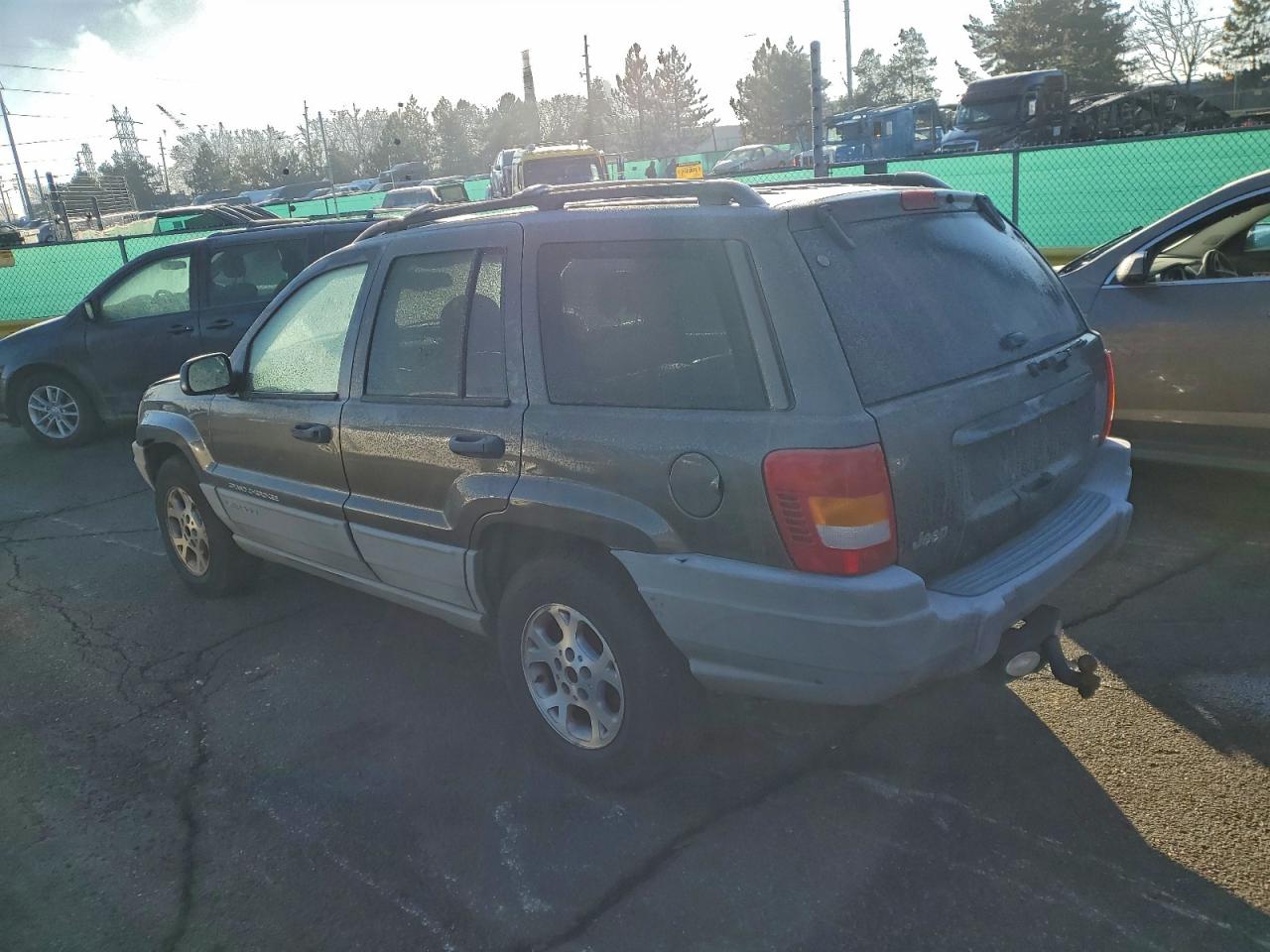 Jeep Grand Cherokee Laredo Image 13