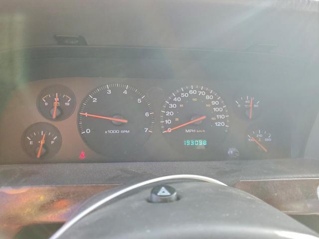 Jeep Grand Cherokee Laredo Image 12