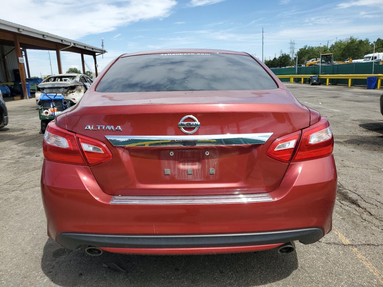 Nissan Altima 2.5 Image 4