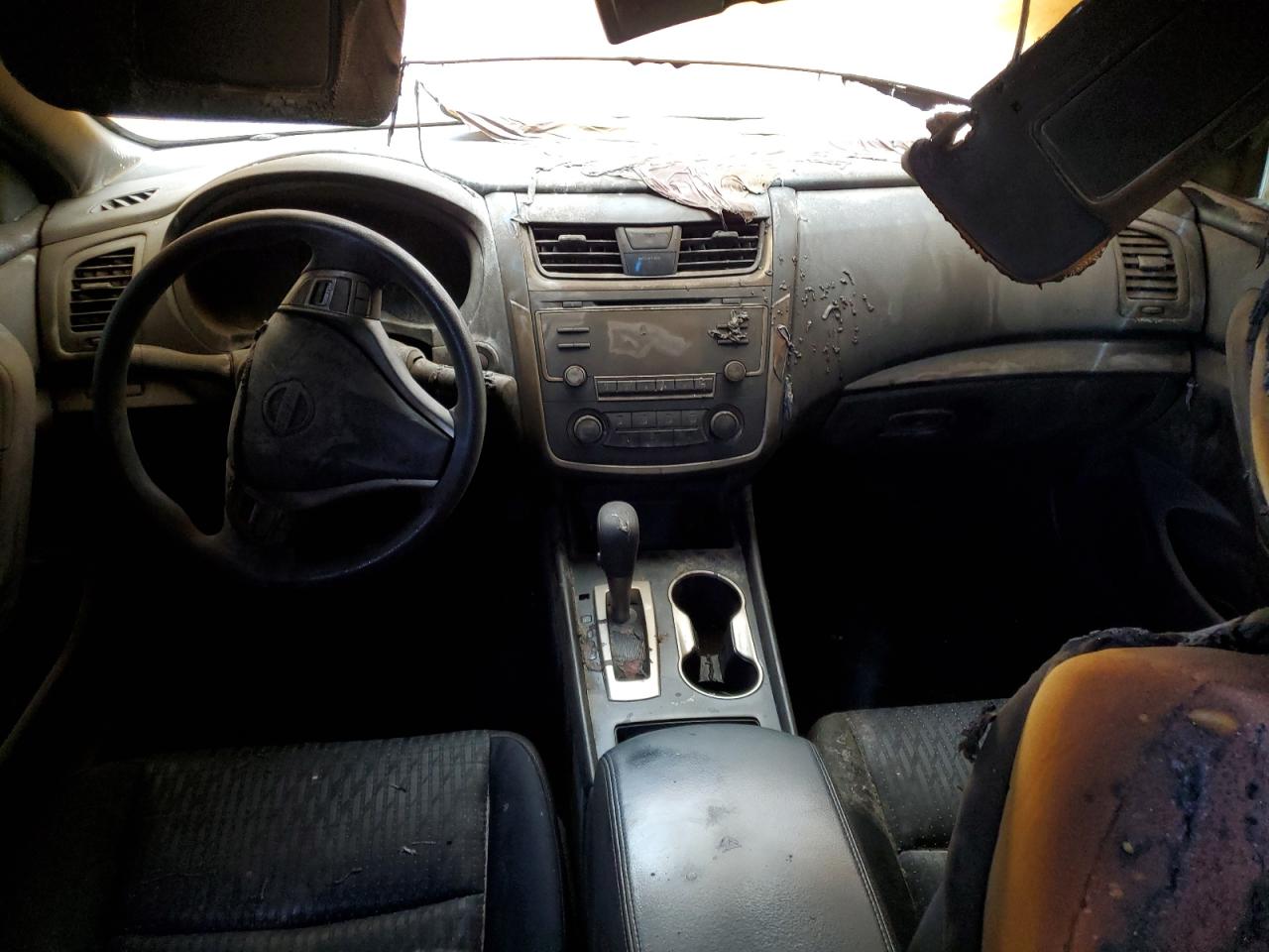 Nissan Altima 2.5 Image 2