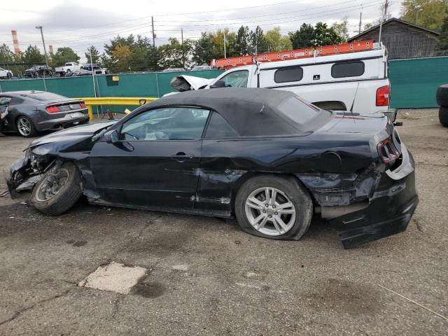 Ford Mustang Image 2