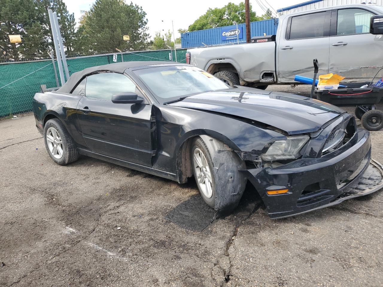 Ford Mustang Image 6