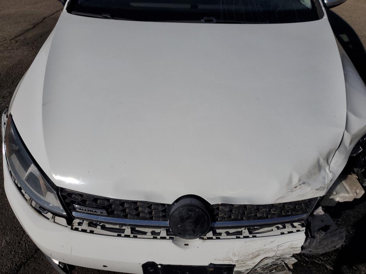 Volkswagen Golf S Image 6