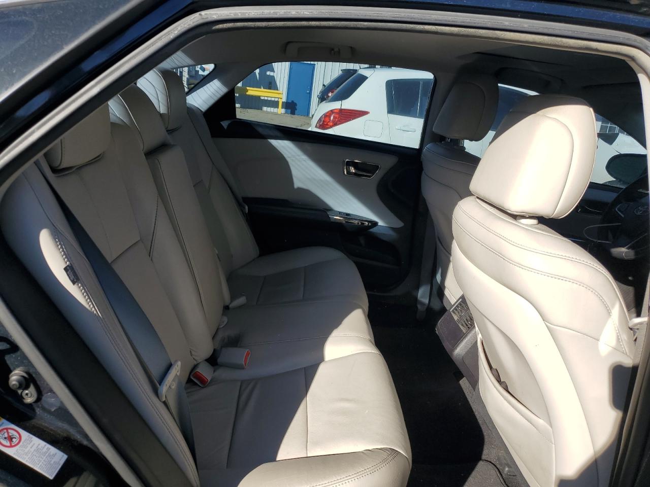 Toyota Avalon Xle Image 6