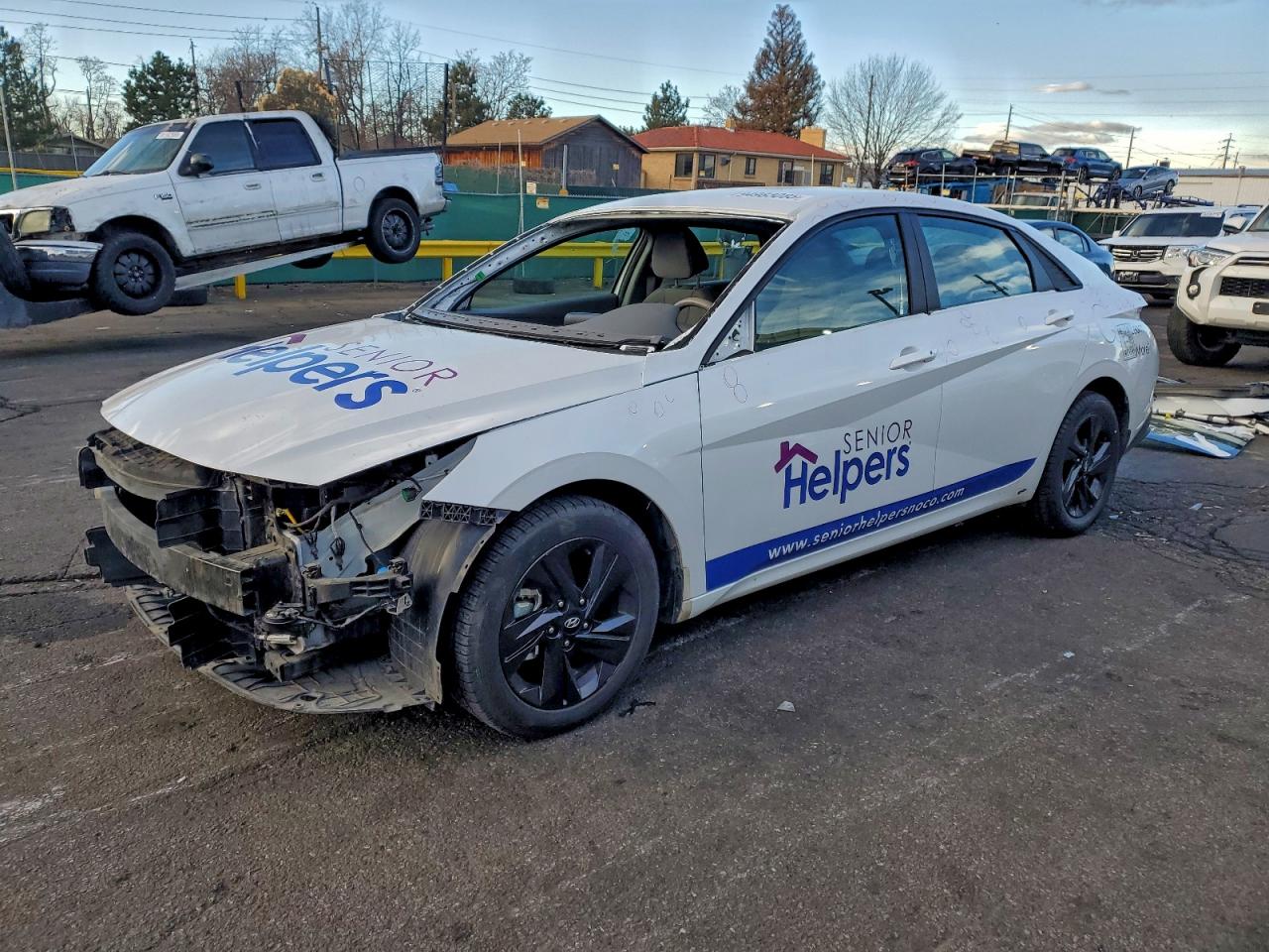 Hyundai ELANTRA Sel Image 1