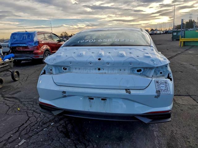 Hyundai ELANTRA Sel Image 8