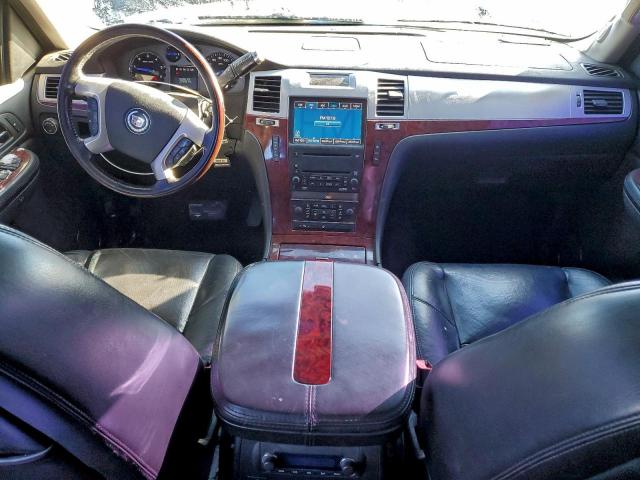 Cadillac Escalade Ext Image 10