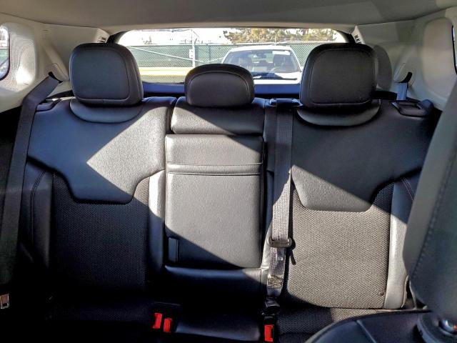 Jeep Compass Trailhawk Image 11