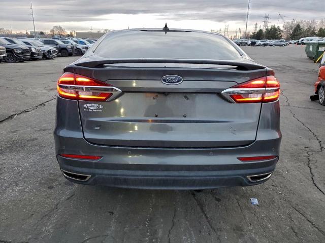 Ford Fusion Titanium Image 7