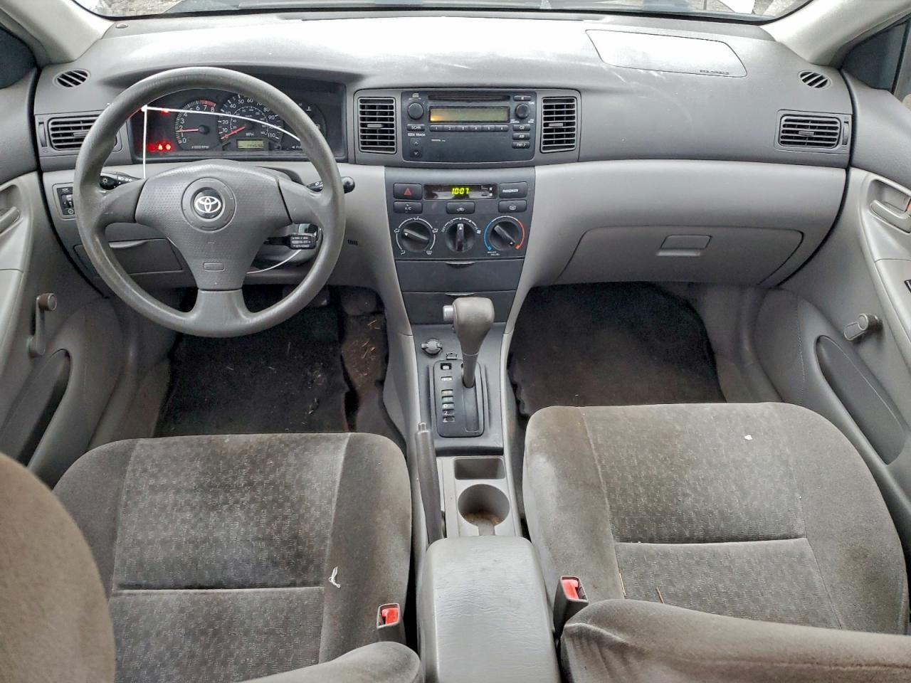Toyota Corolla Ce Image 7