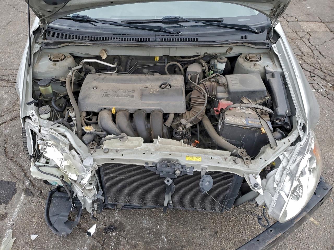 Toyota Corolla Ce Image 8