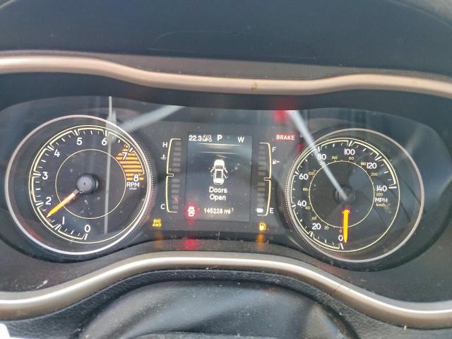 Jeep Grand Cherokee Latitude Image 12