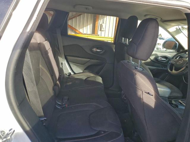 Jeep Grand Cherokee Latitude Image 6