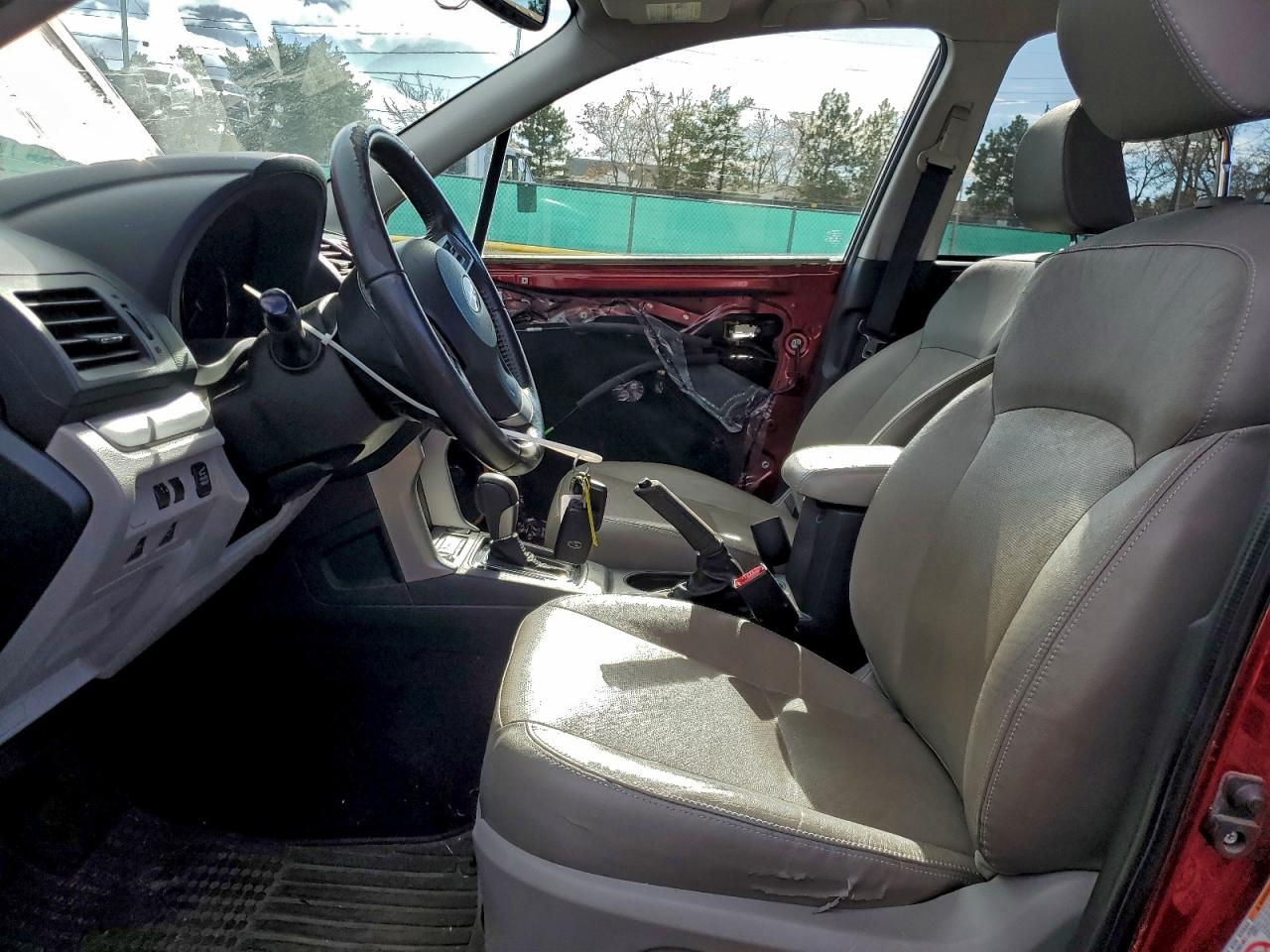 Subaru Forester 2.5i Touring Image 7