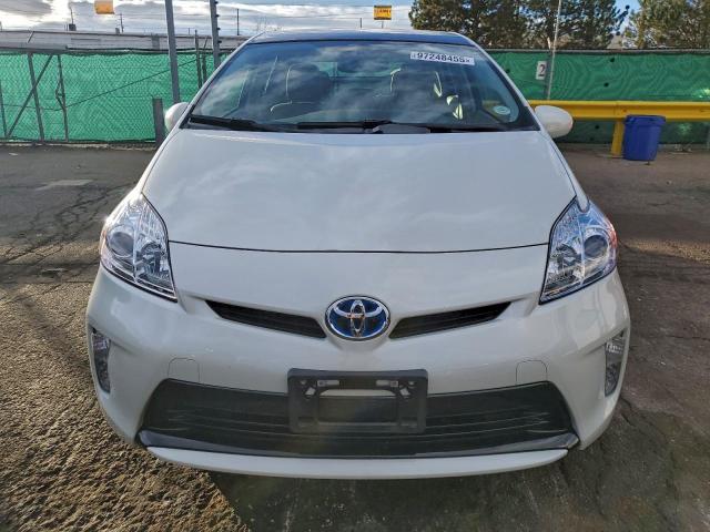 Toyota Prius Image 6