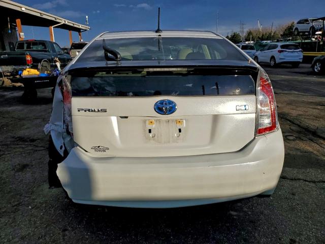 Toyota Prius Image 4