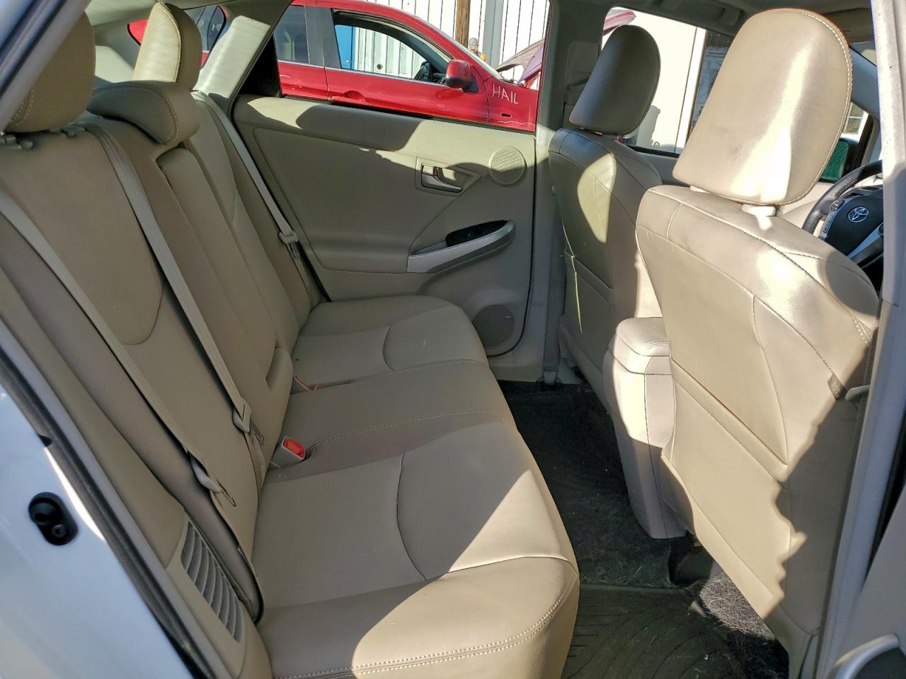 Toyota Prius Image 9