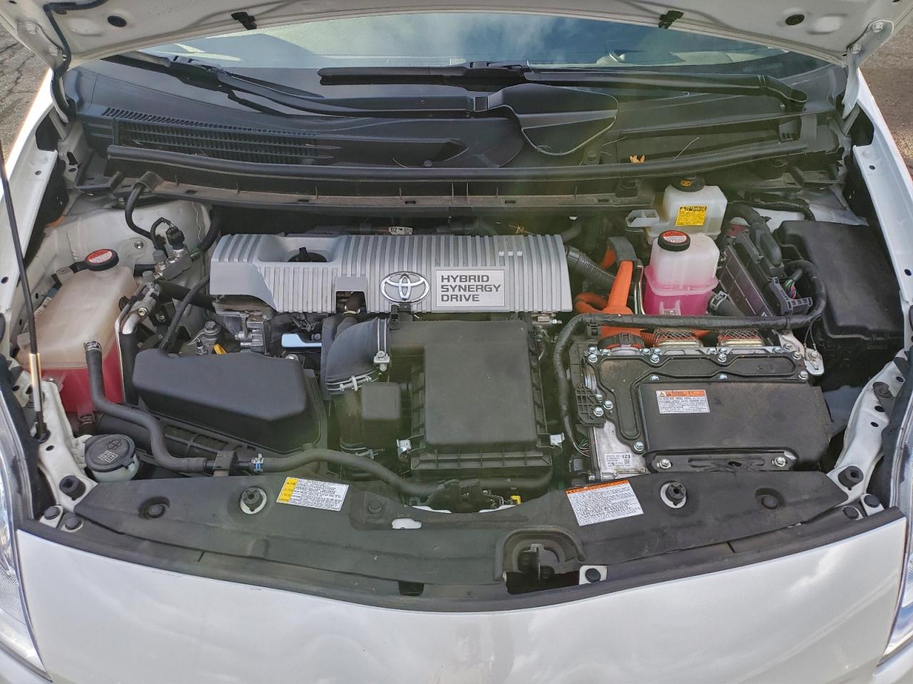 Toyota Prius Image 8