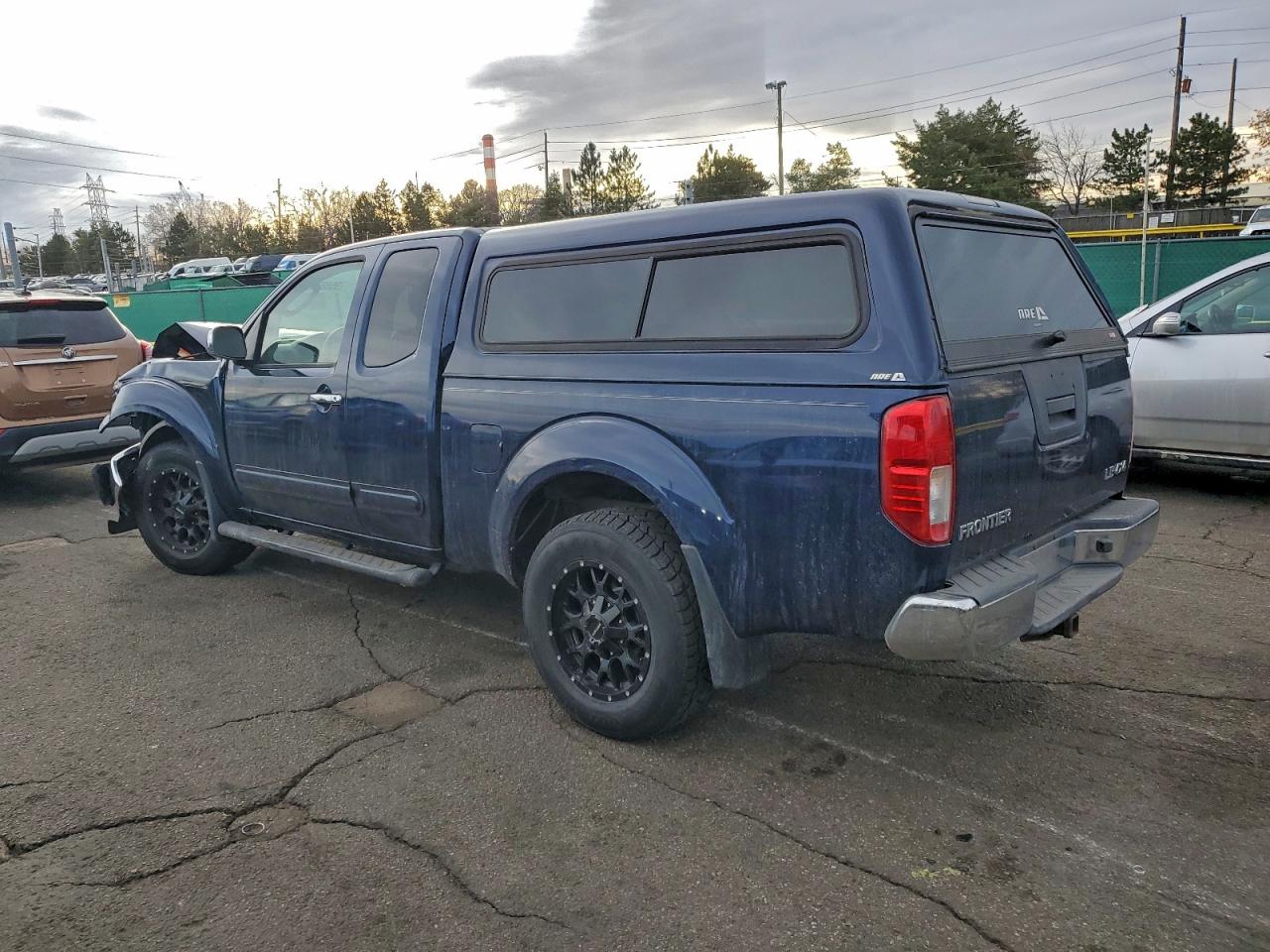 Nissan Frontier King Cab Le Image 2