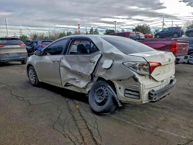 Toyota Corolla L Image 12