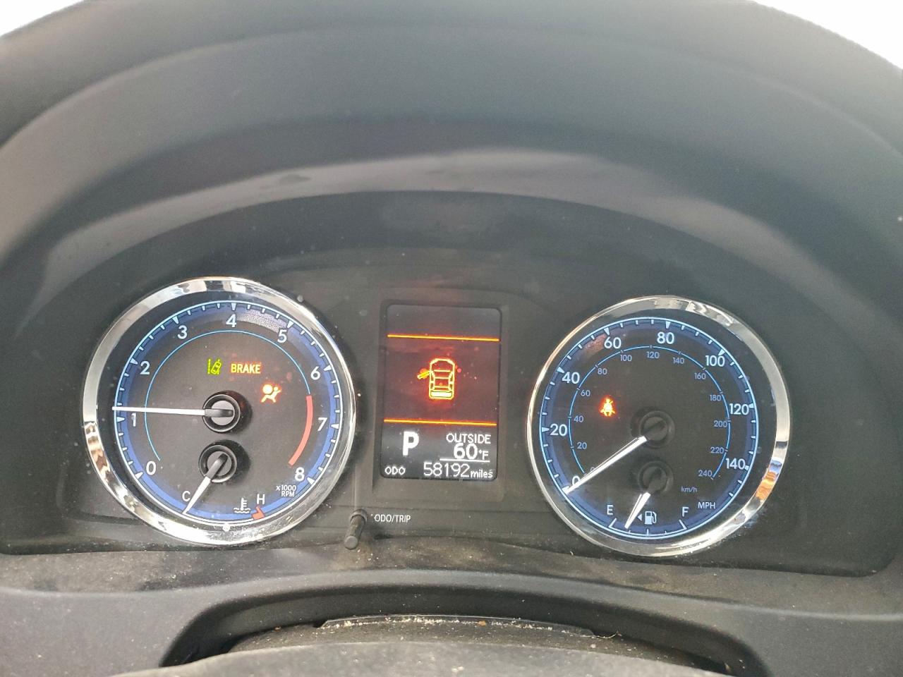 Toyota Corolla L Image 4