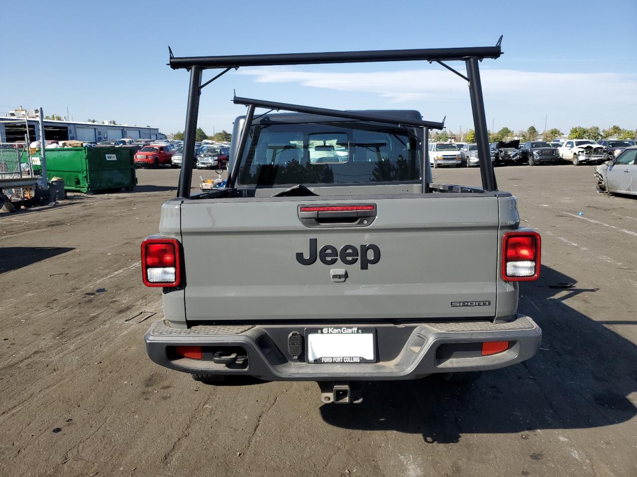 Jeep Gladiator Sport Image 9